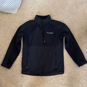 Columbia Men's Black Softshell Performance Jacket